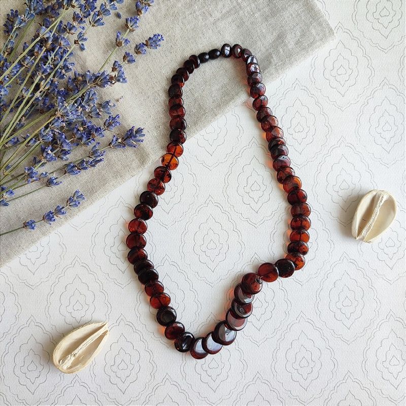 Бусы "Змейка" из янтаря