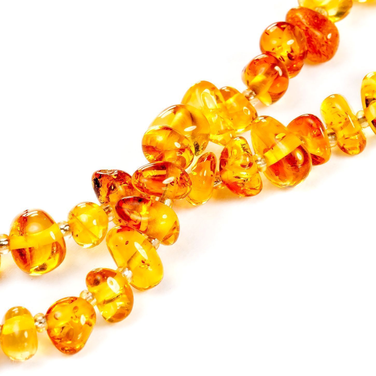 Бусы "Галька" из янтаря