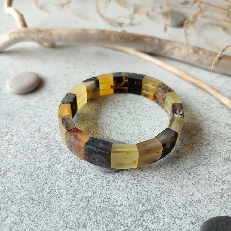 Браслет Муж. янтарь 3201119490 (3)