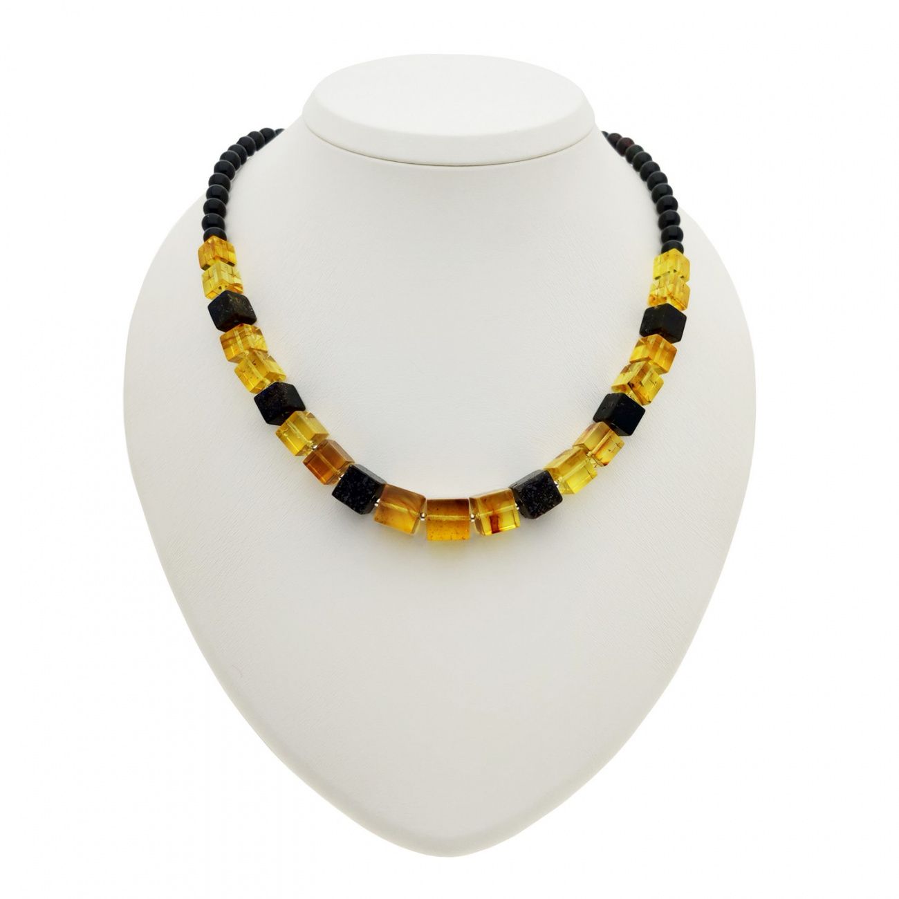 Бусы "Шар" из янтаря