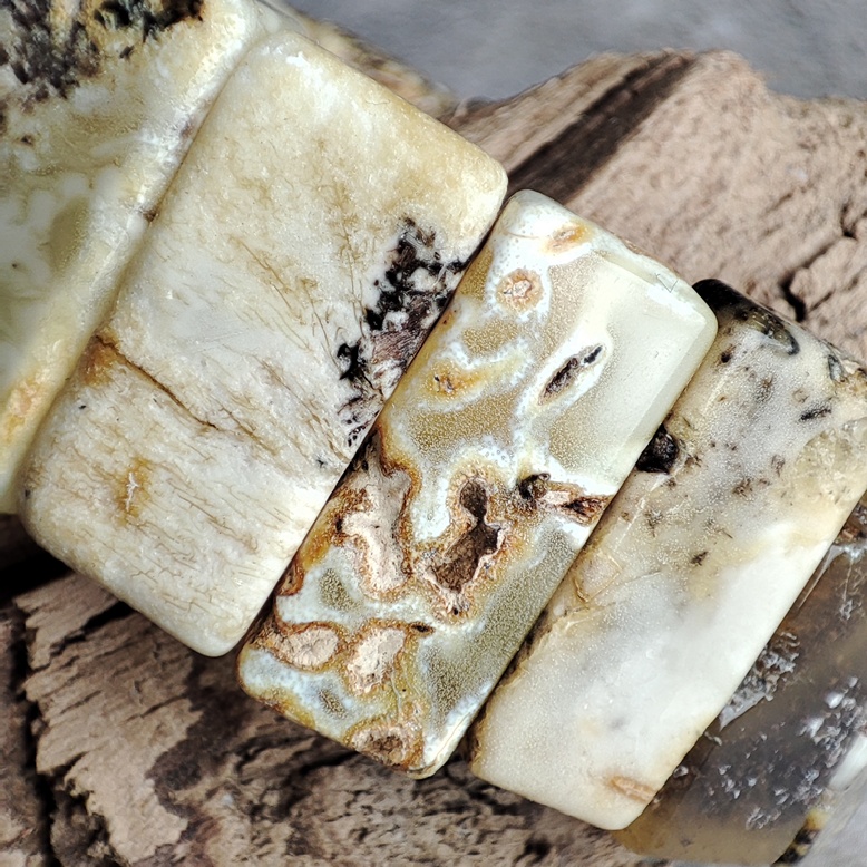 Браслет Муж. янтарь 3031119493-5