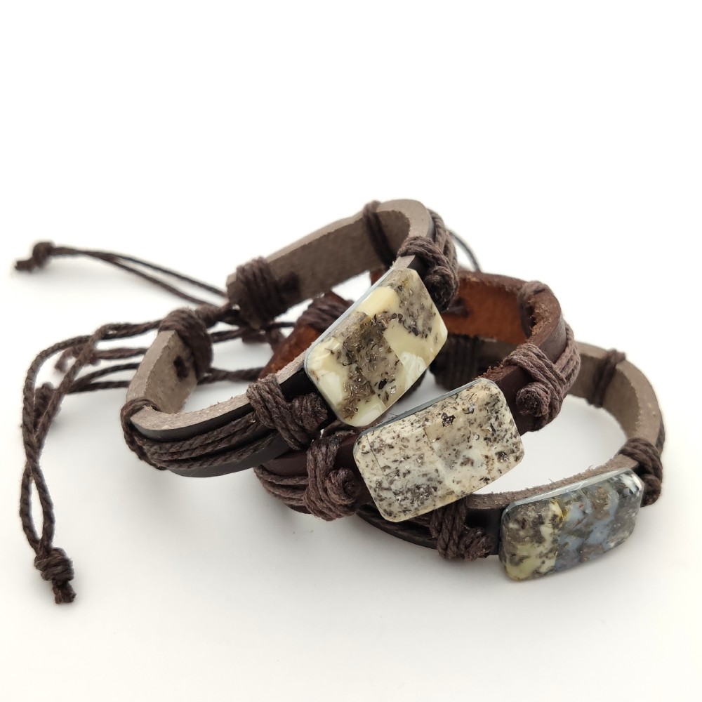 Браслет на кож. ремешке