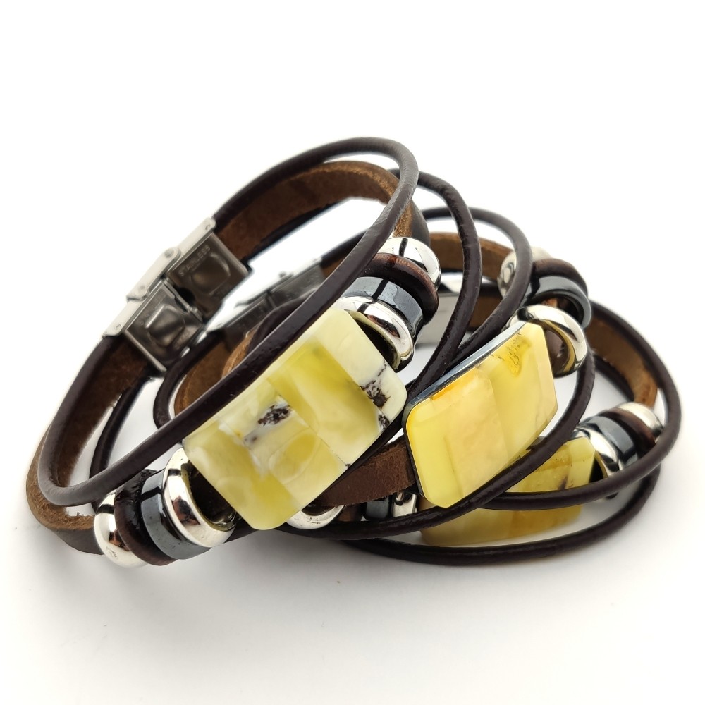 Браслет на кож.  ремешке