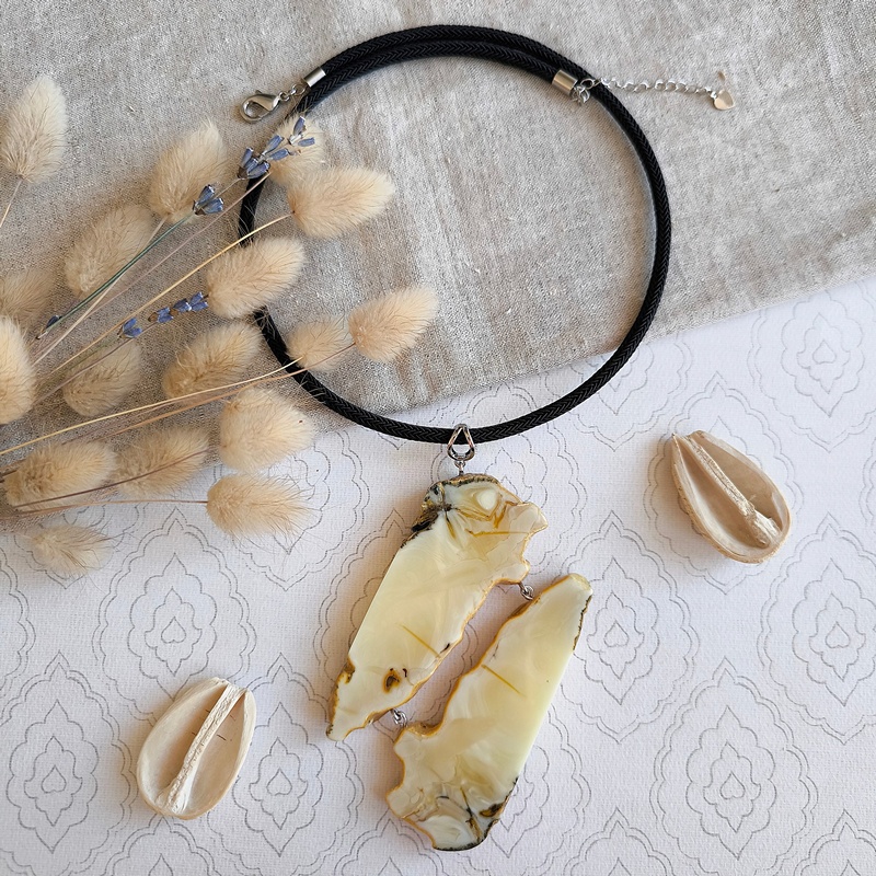 Колье авторское Янтарь а7506900061 (1)