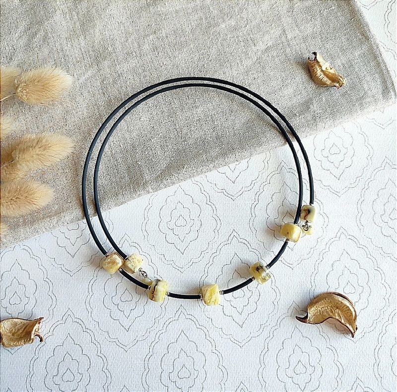 Колье "Куб" Янтарь