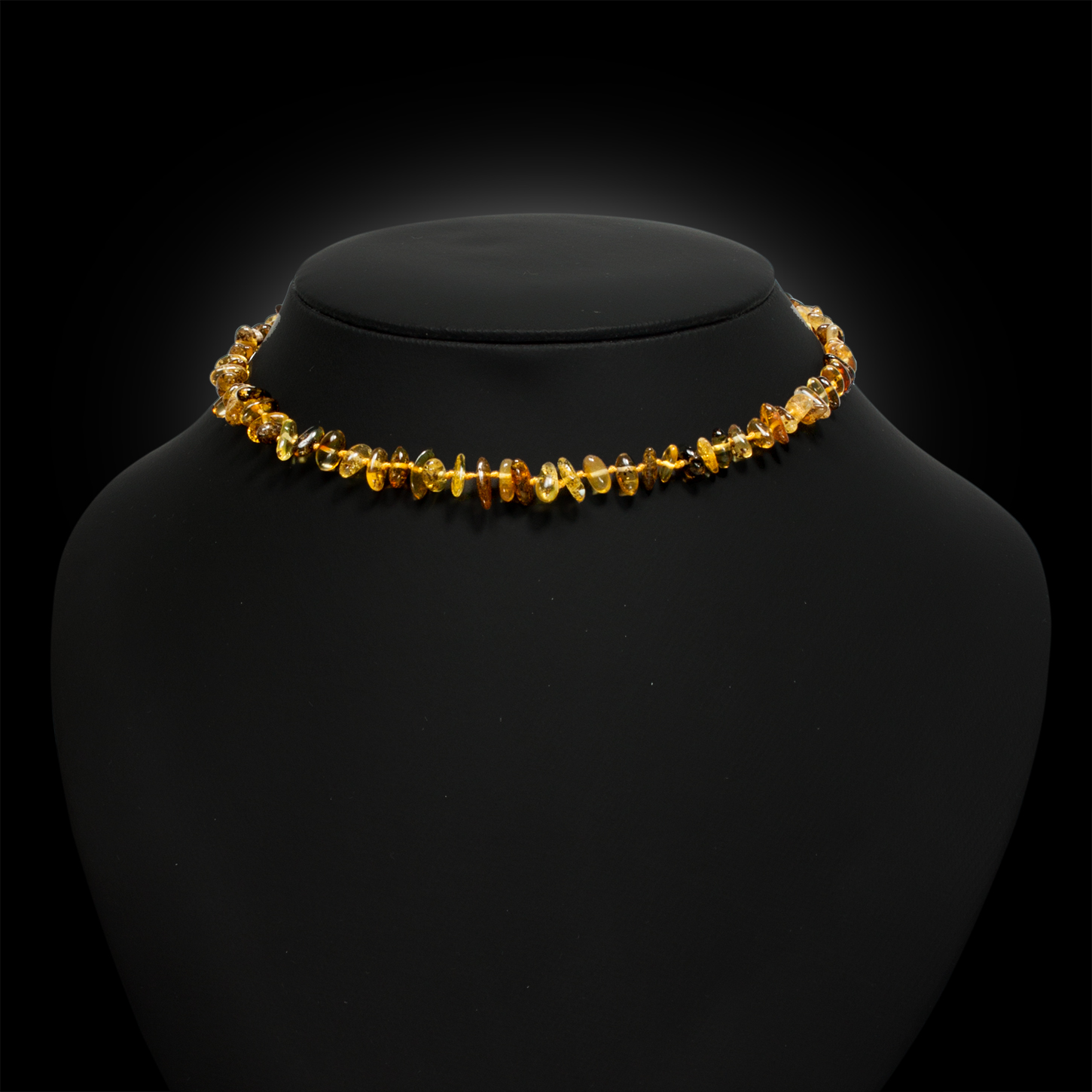 Бусы детские из янтаря