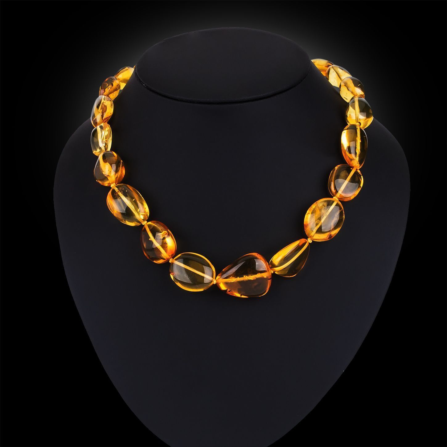 Бусы "Слива" из янтаря