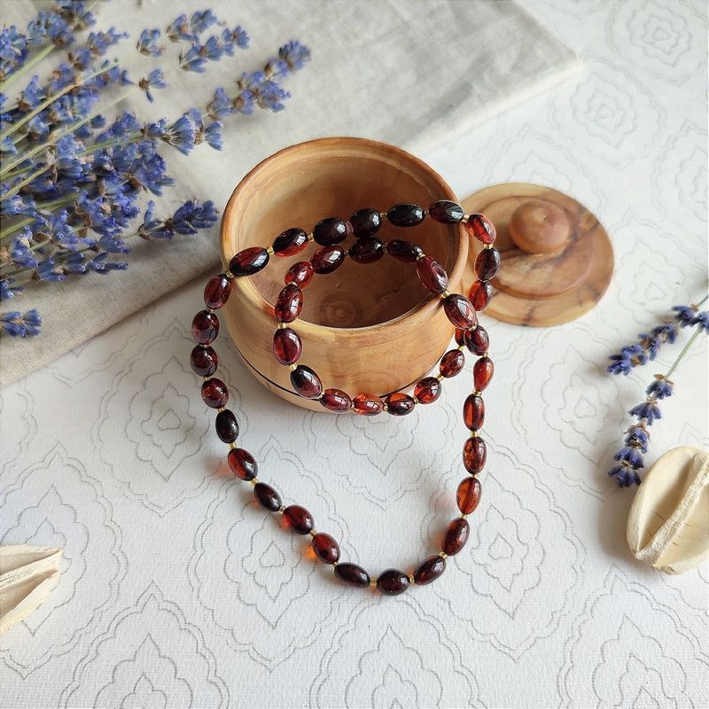 Бусы "Сливка" из янтаря