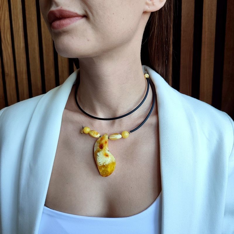 Колье "Ева" янтарь