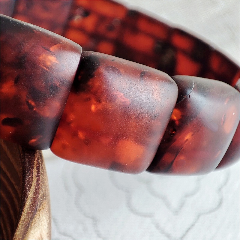 Браслет пласт. янтарь 3001119518 (3)