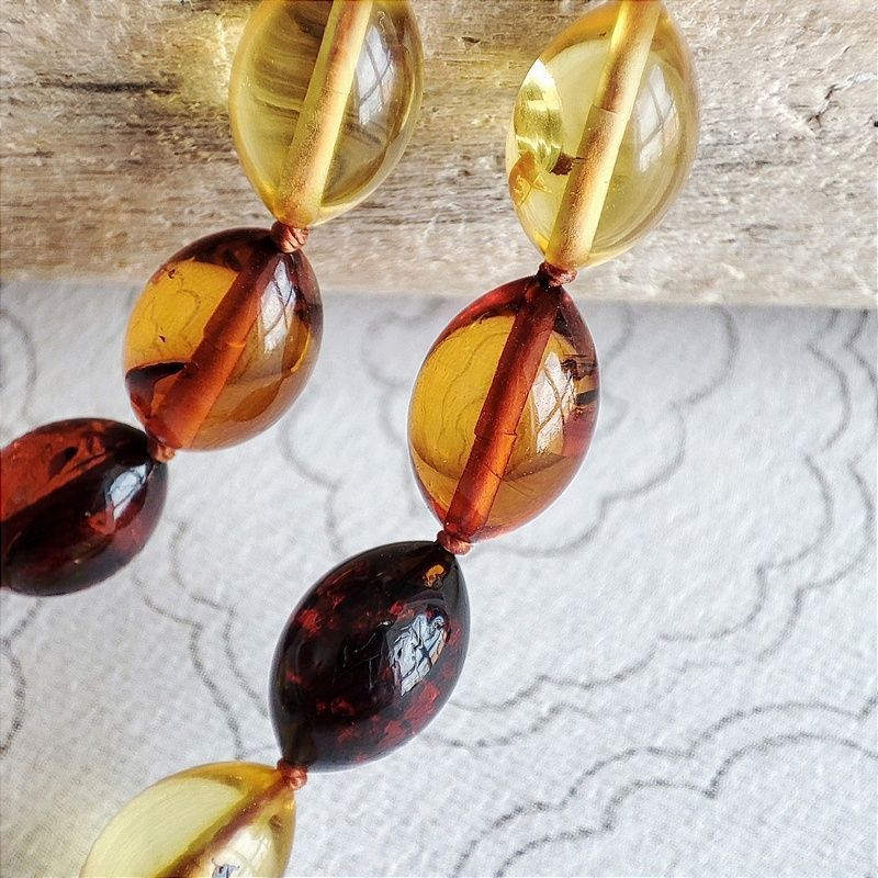 Бусы "Оливка" из янтаря