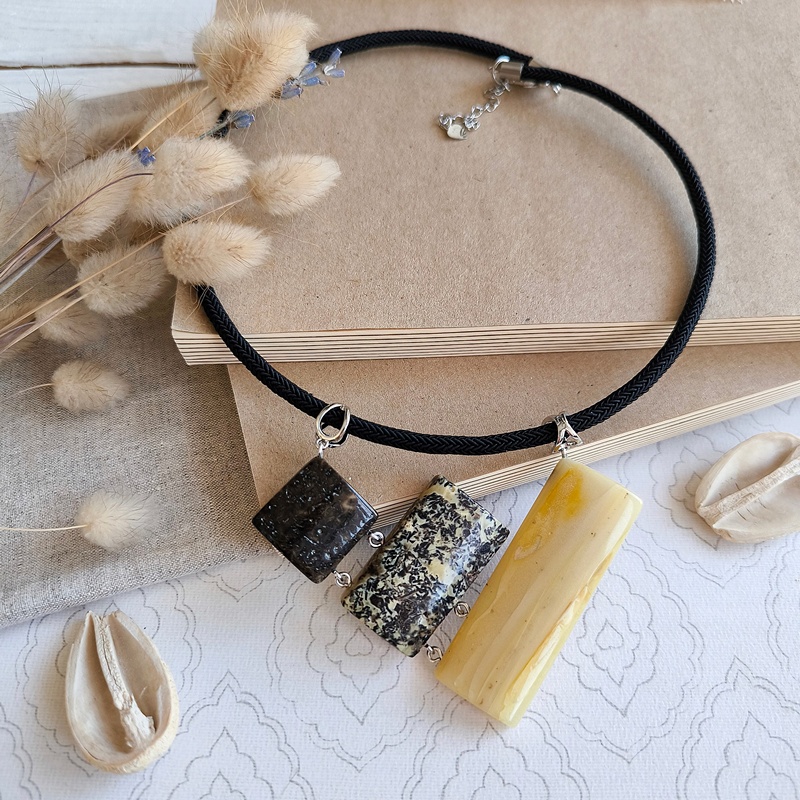 Колье авторское Янтарь а7506900044 (3)