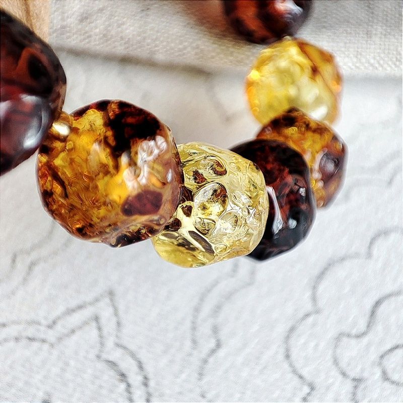 Браслет "Кусанка" янтарь