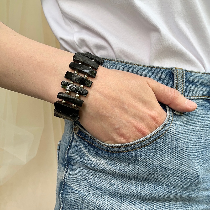 Браслет "Уголек" янтарь