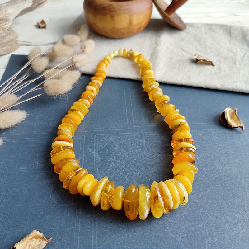 Бусы "Юлия" из янтаря
