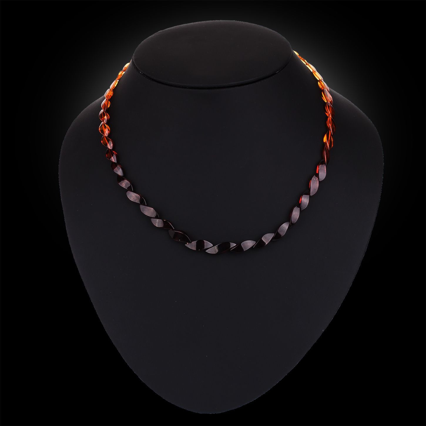 Бусы "Змейка" из янтаря