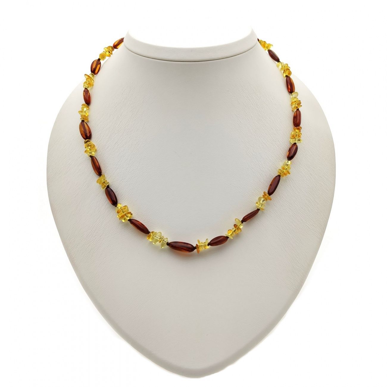 Бусы "Барбарис" из янтаря