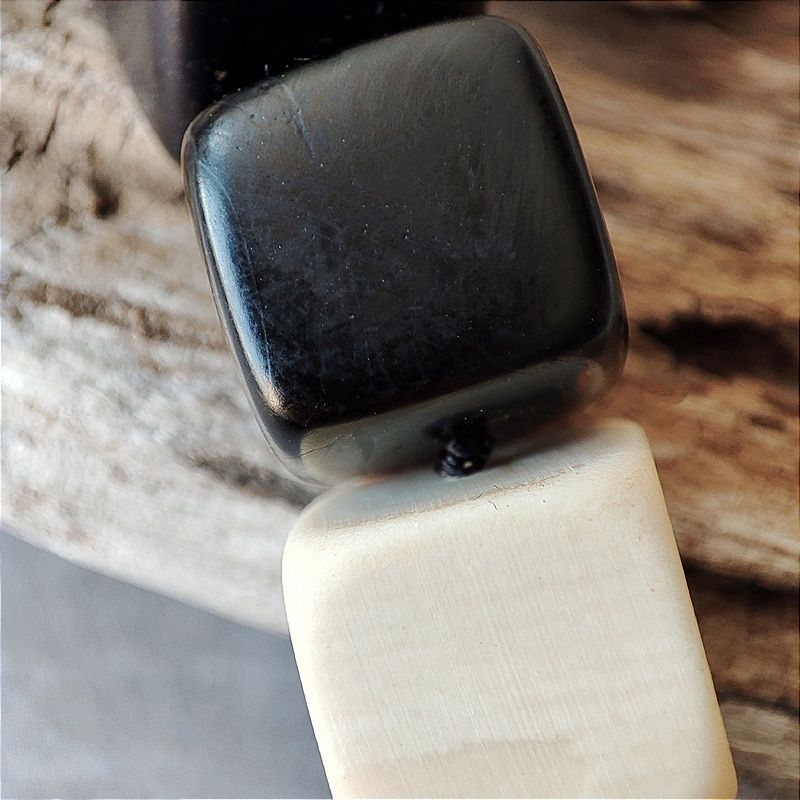 Бусы "Куб" янтарь, мамонт