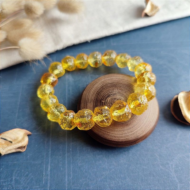 Браслет "Кусанка" янтарь