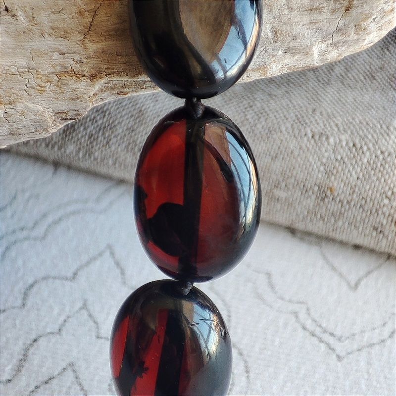 Бусы "Слива" из янтаря