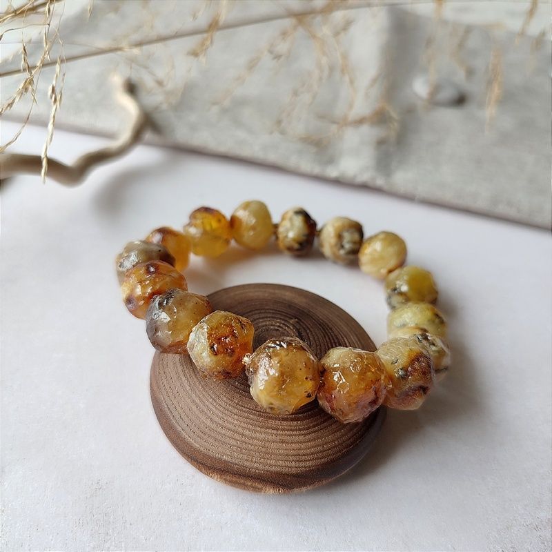 Браслет "Кусанка" янтарь