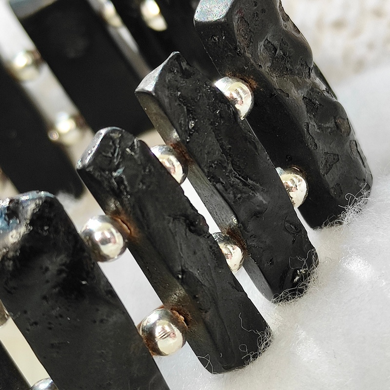 Браслет "Уголек" янтарь