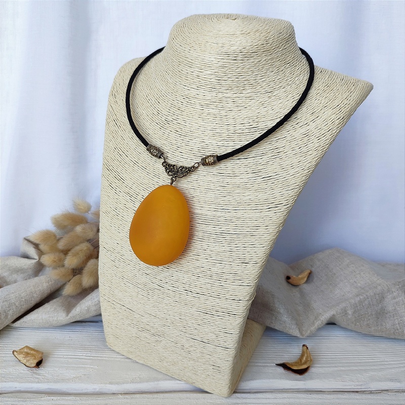 Колье авторское Янтарь а7346900017