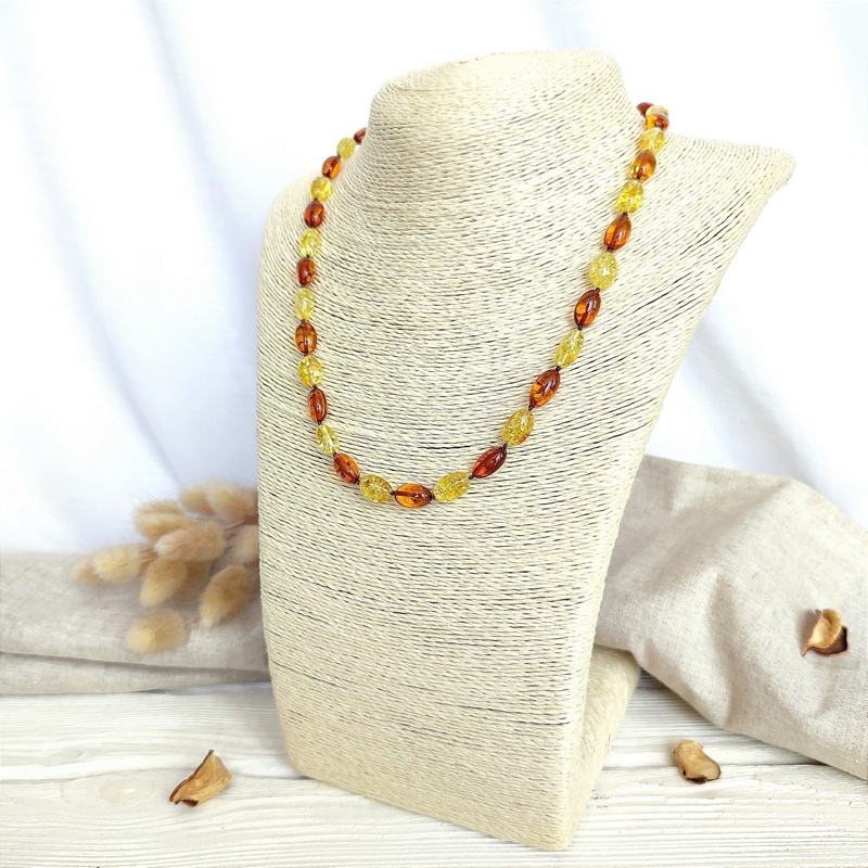 Бусы "Слива" из янтаря