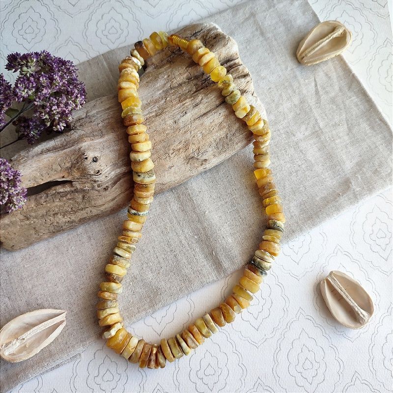 Бусы "Таблетка" из янтаря