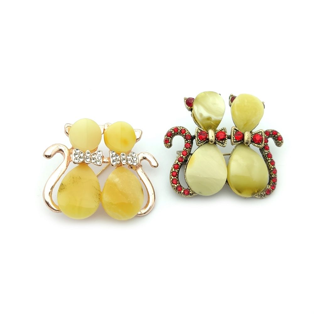 Брошь "Кошки" Янтарь