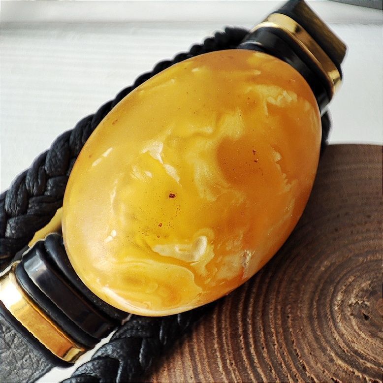 Браслет на кож.  ремешке