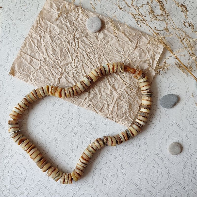 Бусы "Таблетка" из янтаря