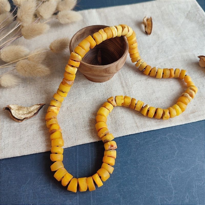 Бусы "Таблетка" из янтаря