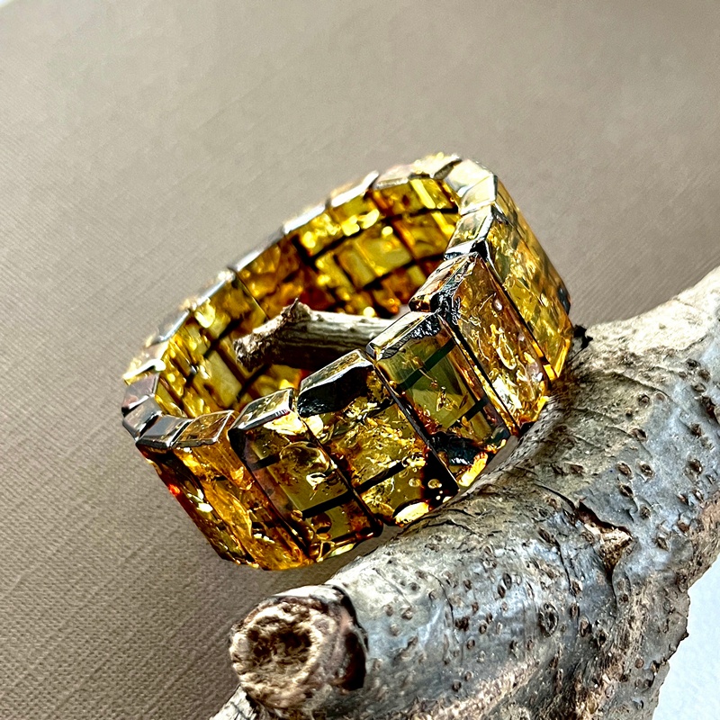 Браслет Муж. янтарь 3221119492-4