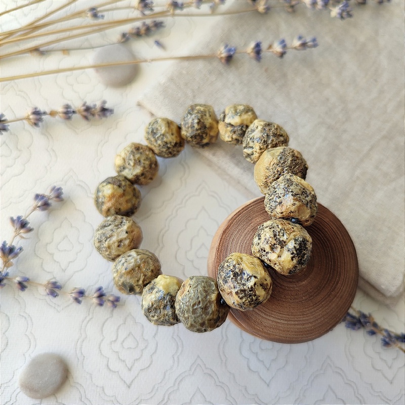 Браслет "Кусанка" янтарь