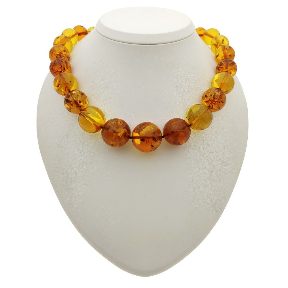 Бусы "Шар" из янтаря