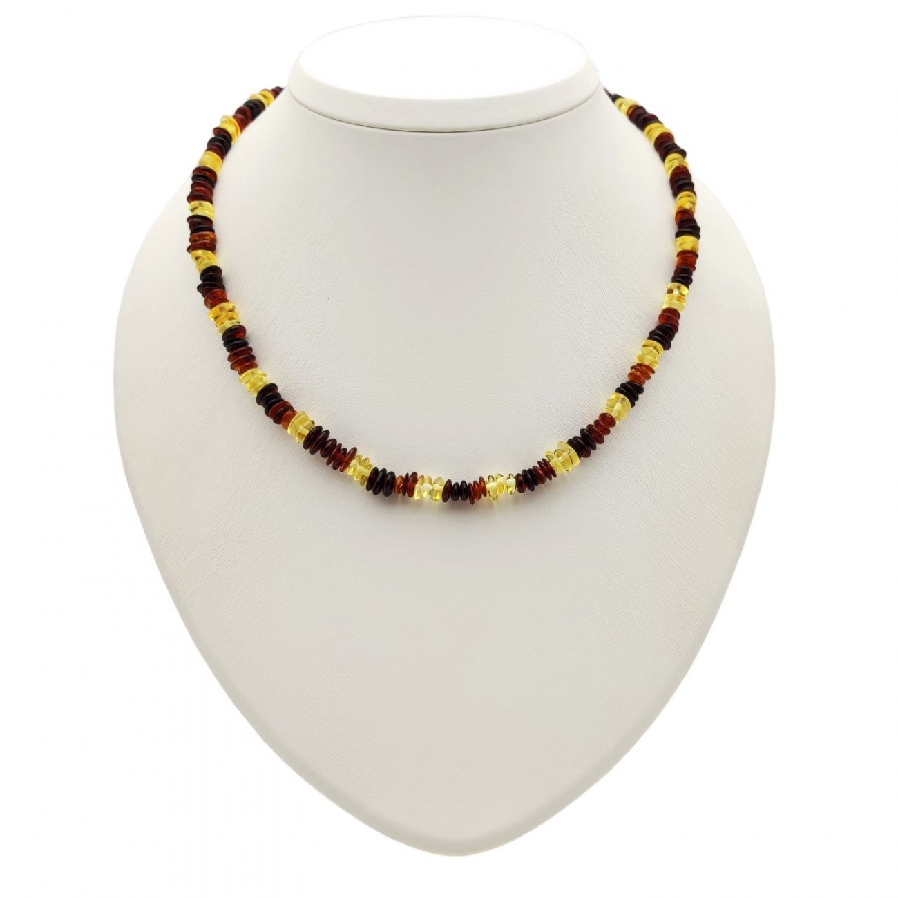 Бусы "Галька" из янтаря