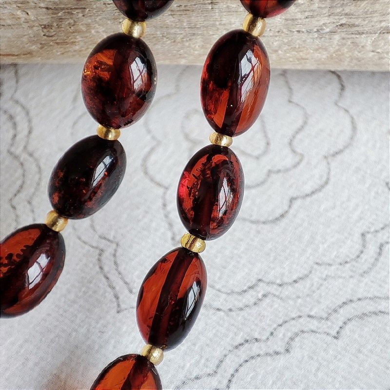 Бусы "Сливка" из янтаря