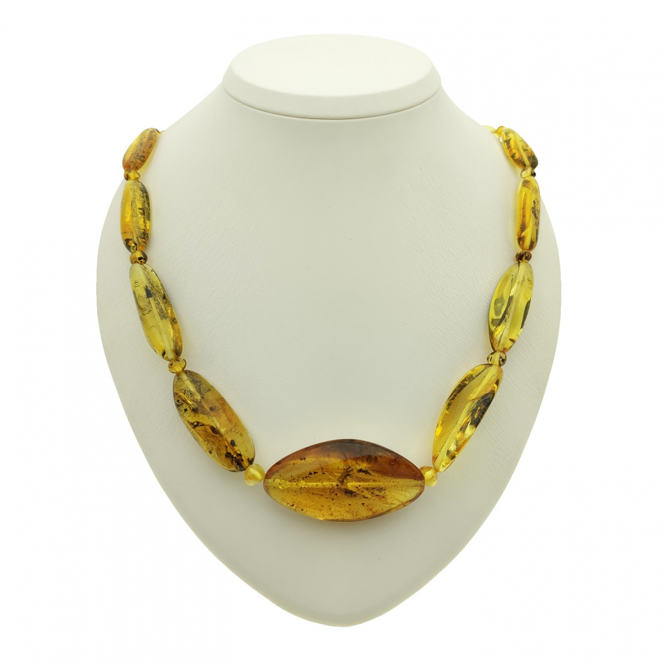 Бусы "Слива" из янтаря