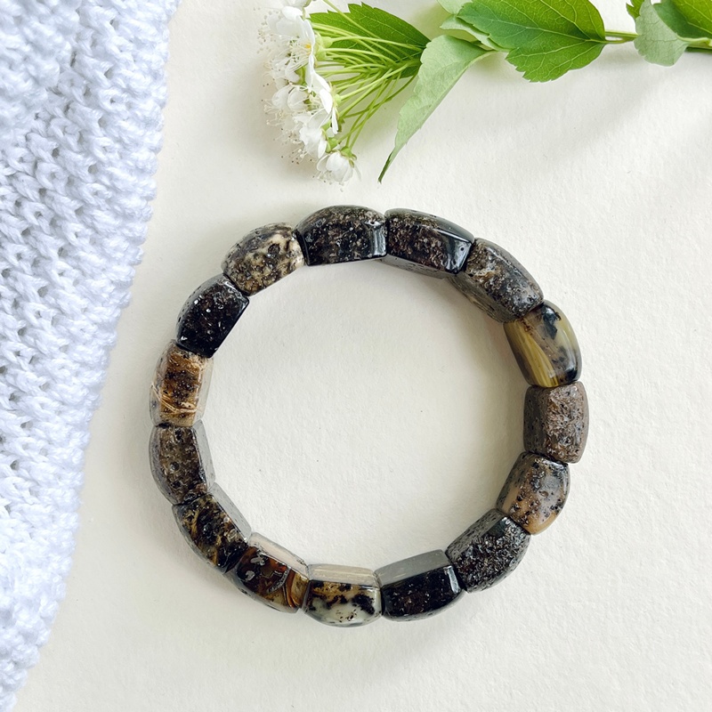 Браслет пласт. янтарь