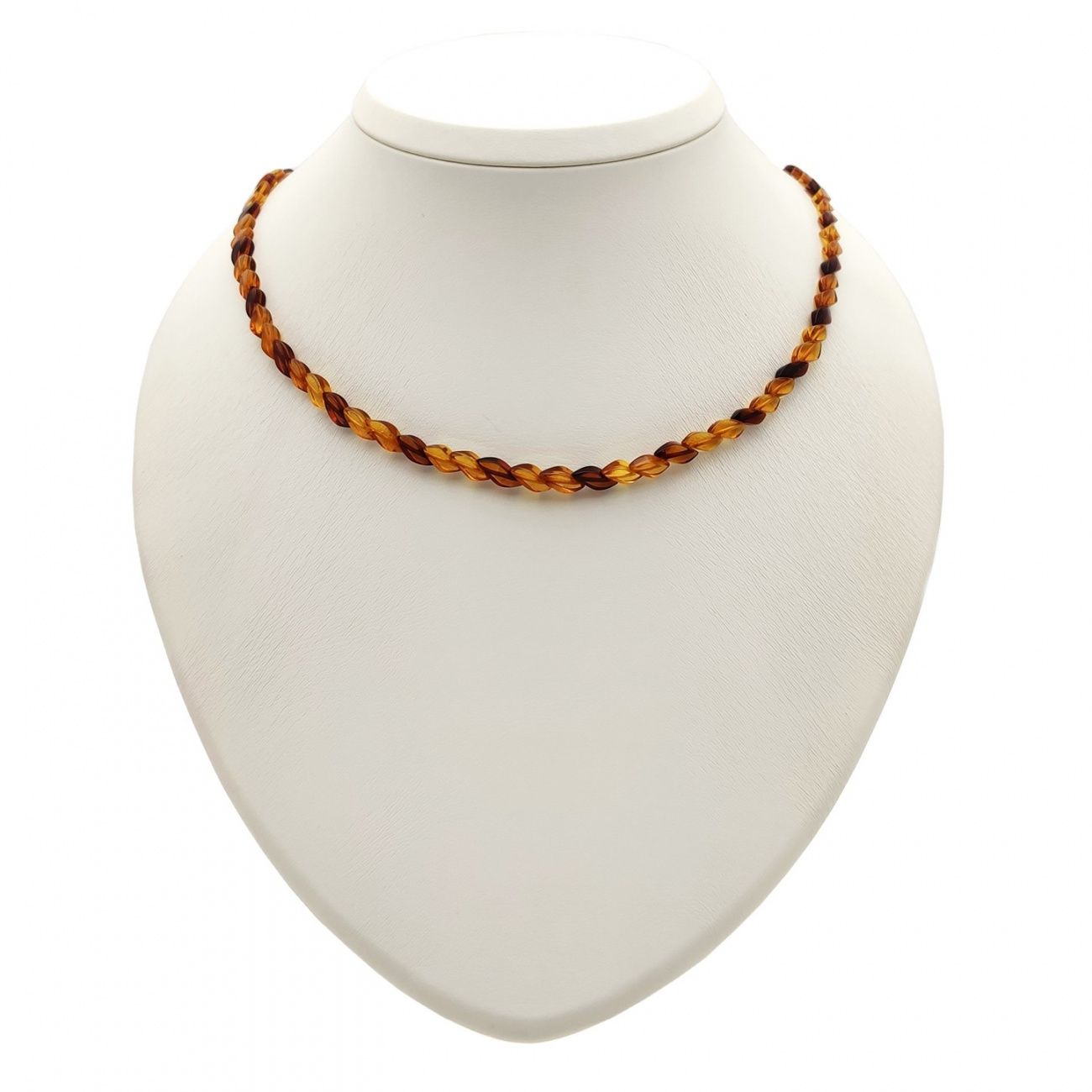 Бусы "Змейка" из янтаря