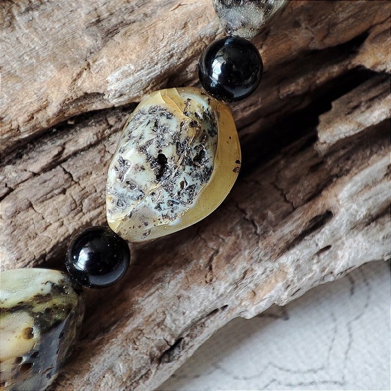 Бусы "Елена" из янтаря