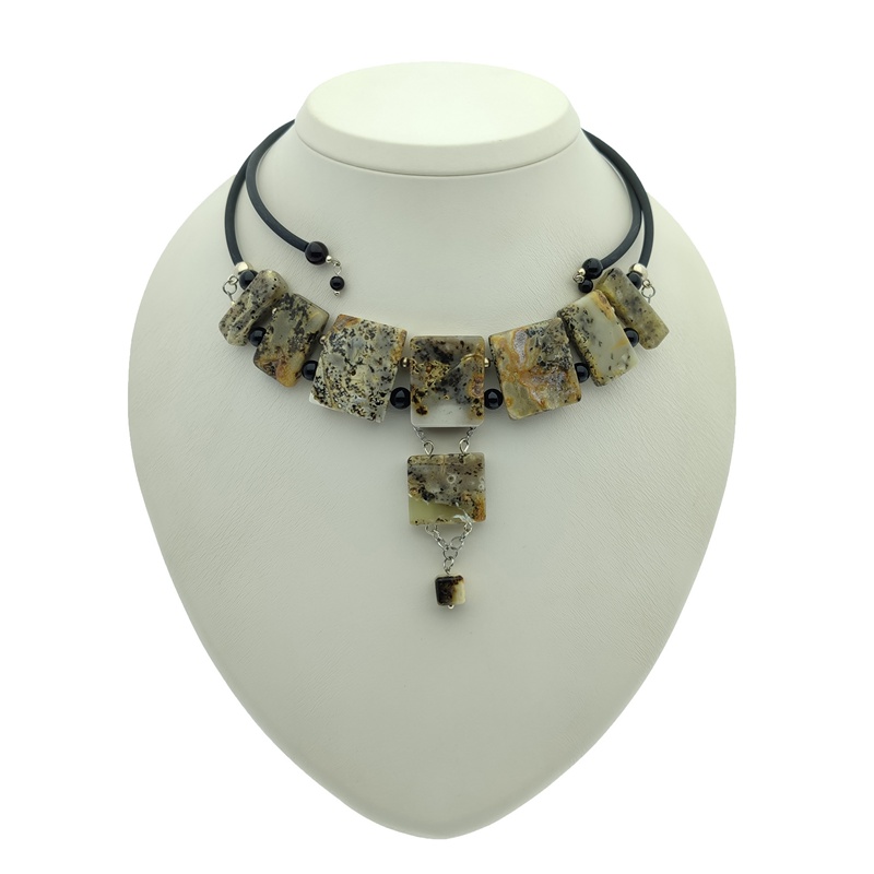 Колье "Пластина" Янтарь