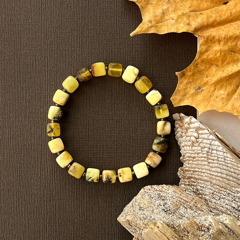 Браслет "Куб" янтарь