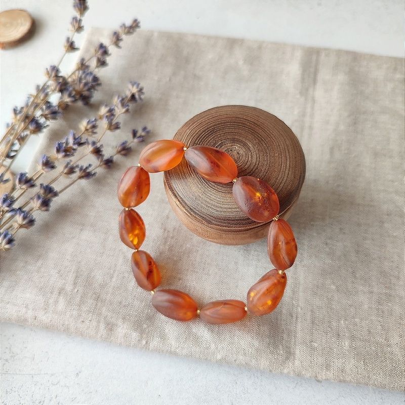 Браслет "Курага" янтарь