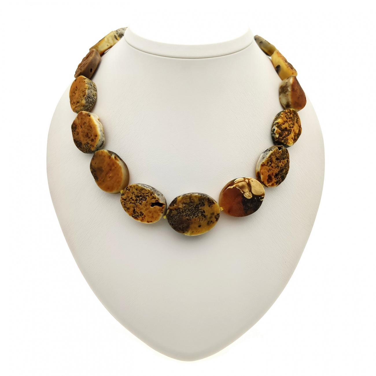 Бусы "Овал" из янтаря