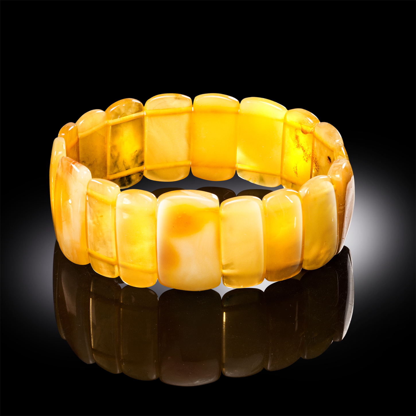 Браслет из янтаря