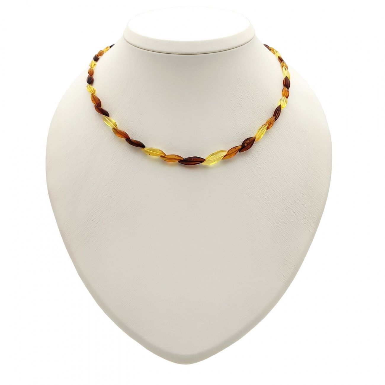 Бусы "Змейка" из янтаря