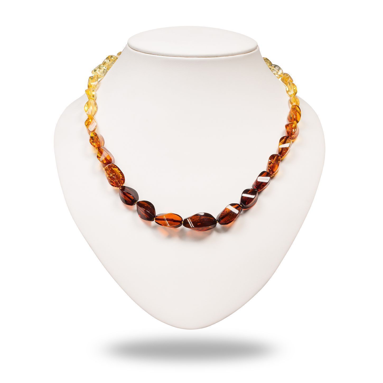 Бусы "Елена" из янтаря