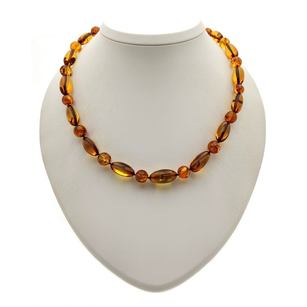 Бусы "Слива" из янтаря